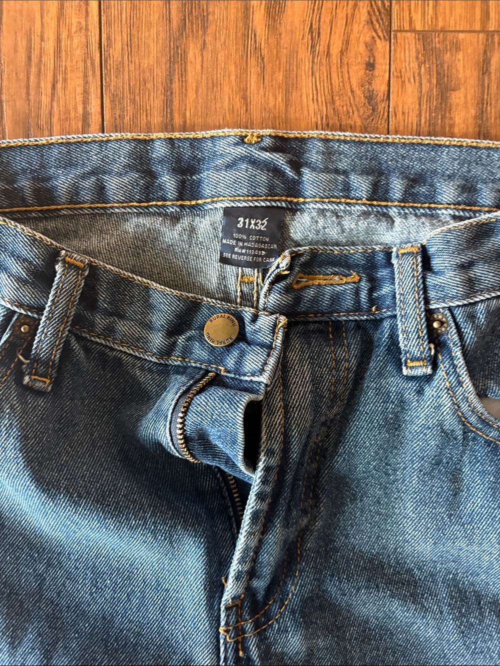 Men's Straight Denim Jeans in Mid Blue - 31x32